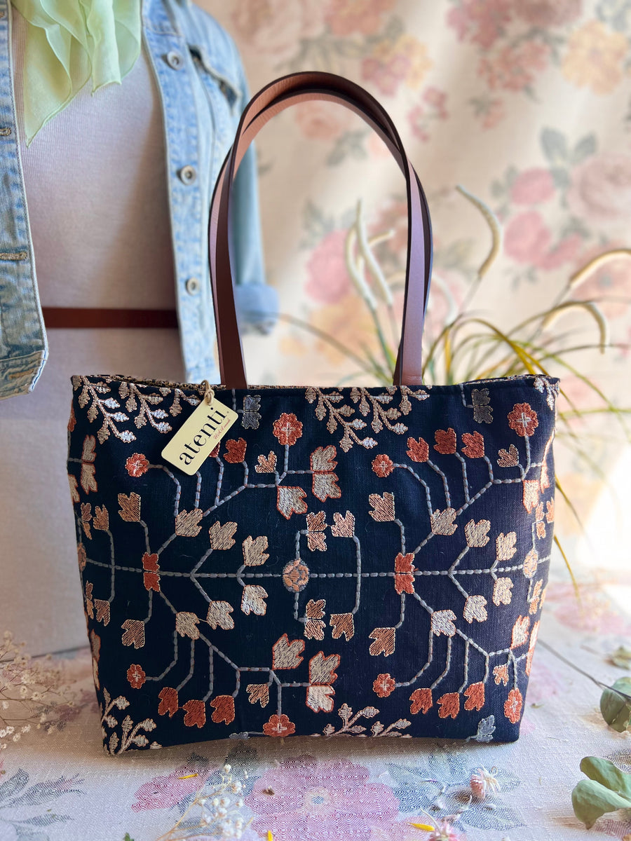 ATENTI 2024 TAPESTRY BAG - cometic pouch bag.